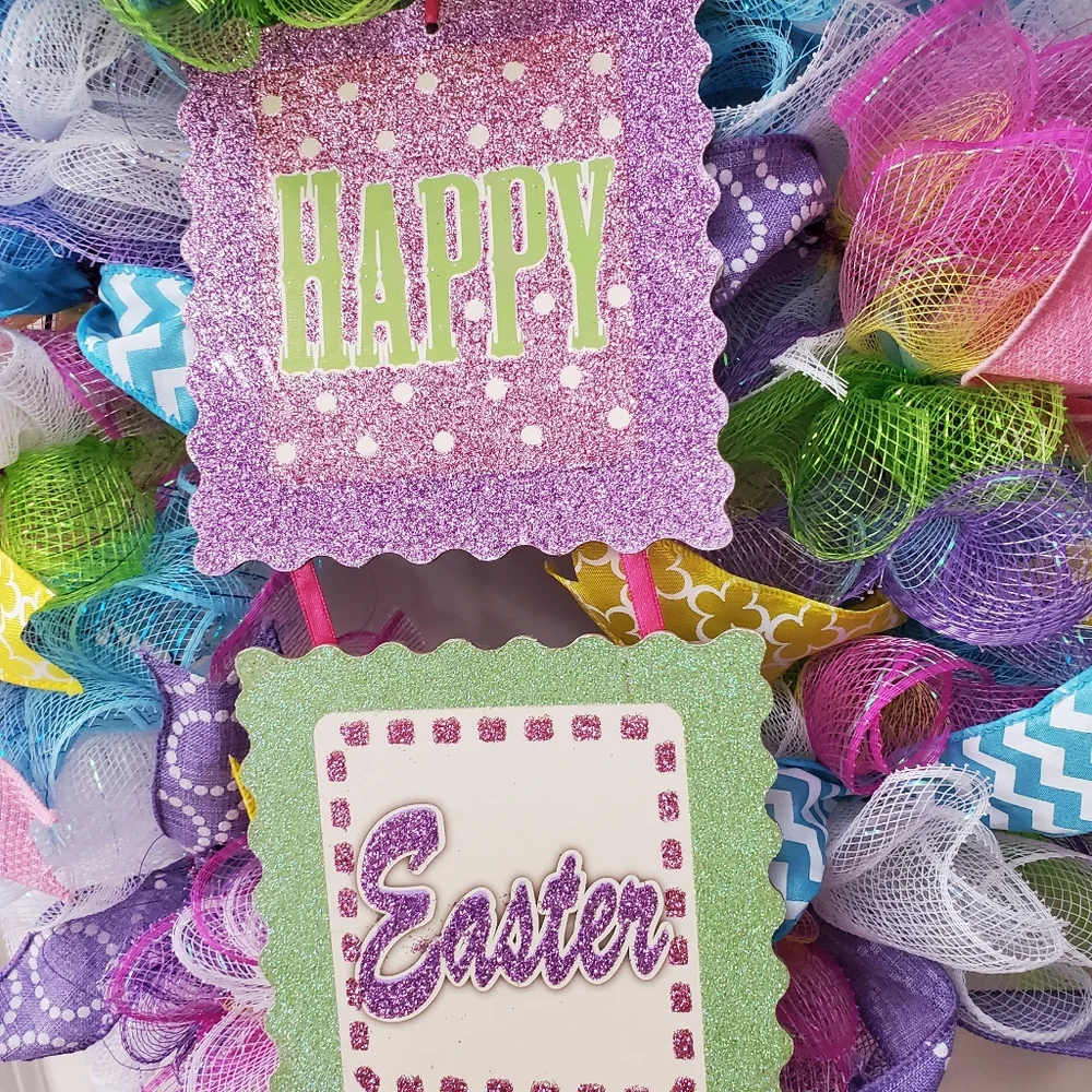 Happy Easter Egg Wreath